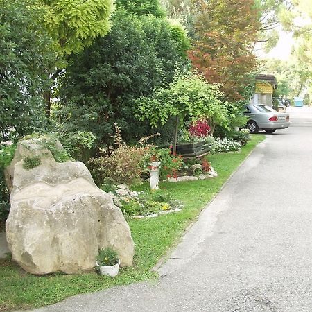 Villaggio Azzurro Лидо ди Йезоло Екстериор снимка